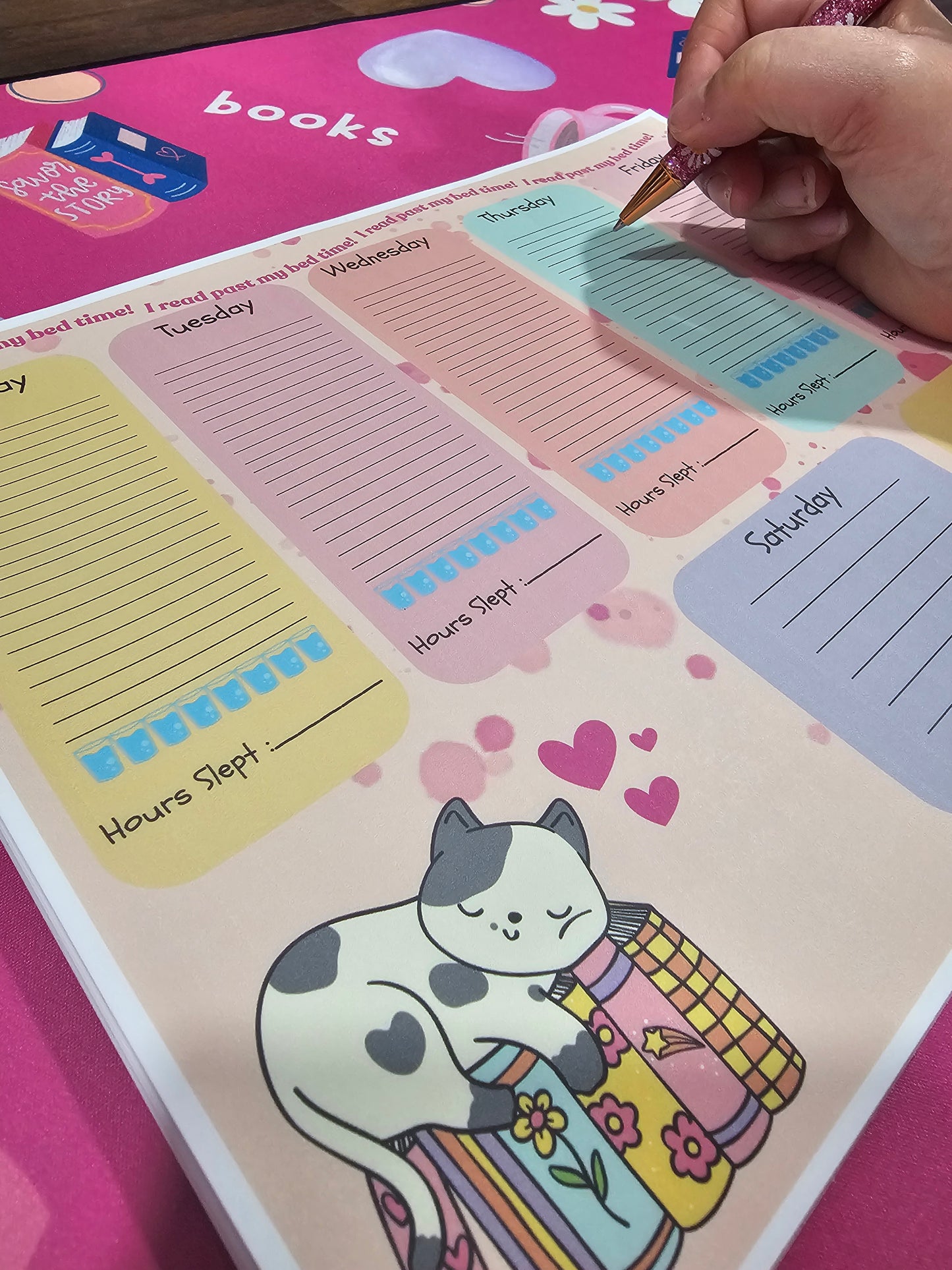 “I Read Past My Bedtime” Weekly Desk Planner