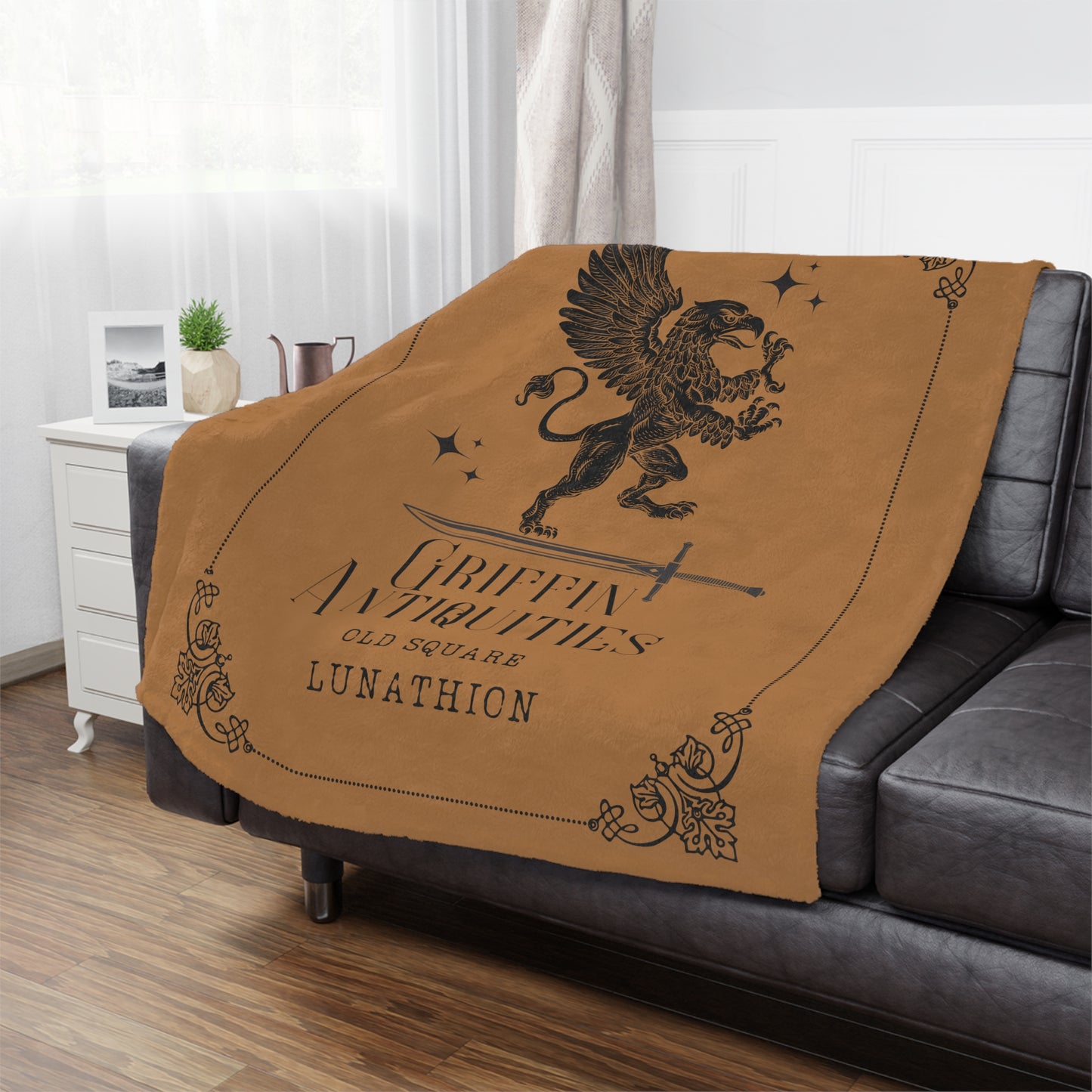 Griffin Antiquities, Fleece Blanket