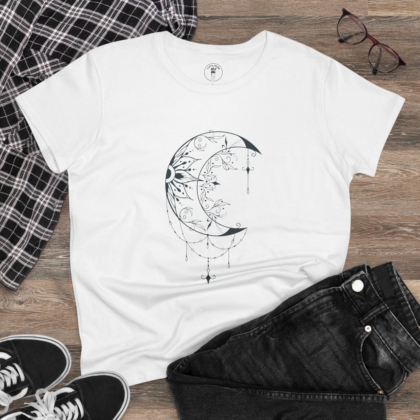 Mystic Moon, Tee